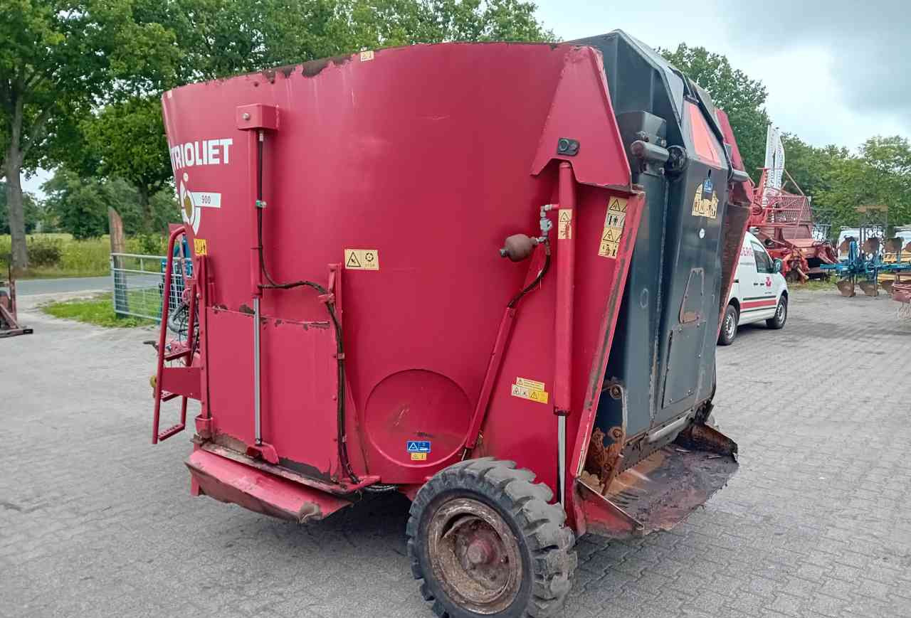 Trioliet Gigant 900 voermengwagen - Forage mixer wagon: picture 2 Trioliet Gigant 900 voermengwagen - Forage mixer wagon: picture 2