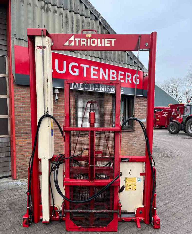 Trioliet TU195 Kuilvoersnijder kuilsnijder hefmast voermachines - Silage equipment: picture 2 Trioliet TU195 Kuilvoersnijder kuilsnijder hefmast voermachines - Silage equipment: picture 2