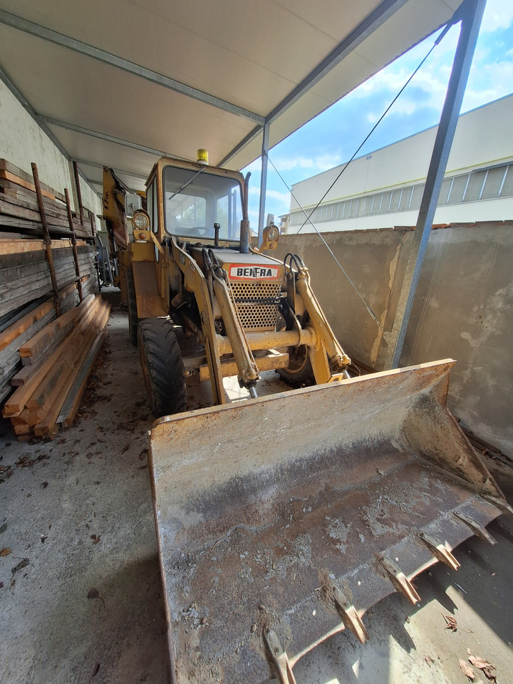 Benfra 7534B - Backhoe loader: picture 3 Benfra 7534B - Backhoe loader: picture 3