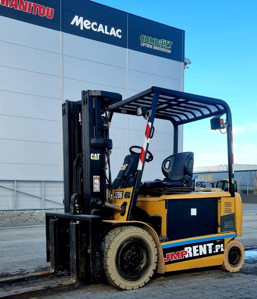 CAT EP 30 K PAC - Electric forklift: picture 3 CAT EP 30 K PAC - Electric forklift: picture 3