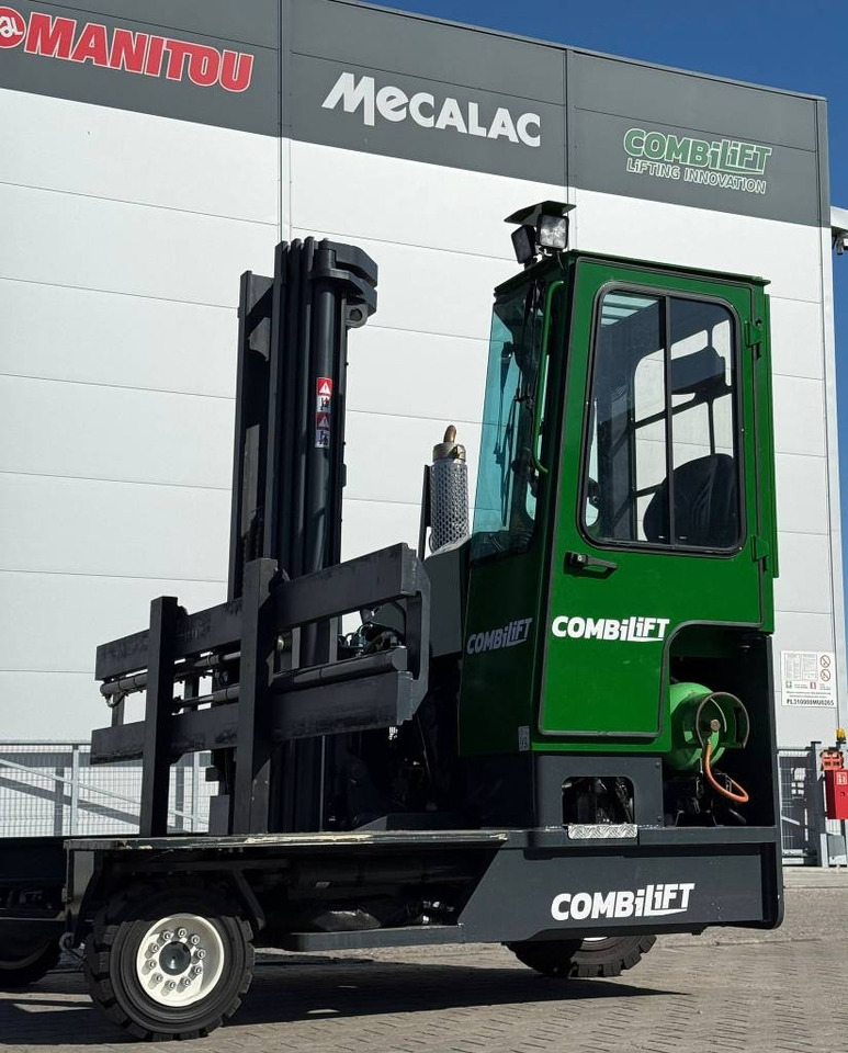 4-way reach truck Combilift C 4000 LPG: picture 8 4-way reach truck Combilift C 4000 LPG: picture 8