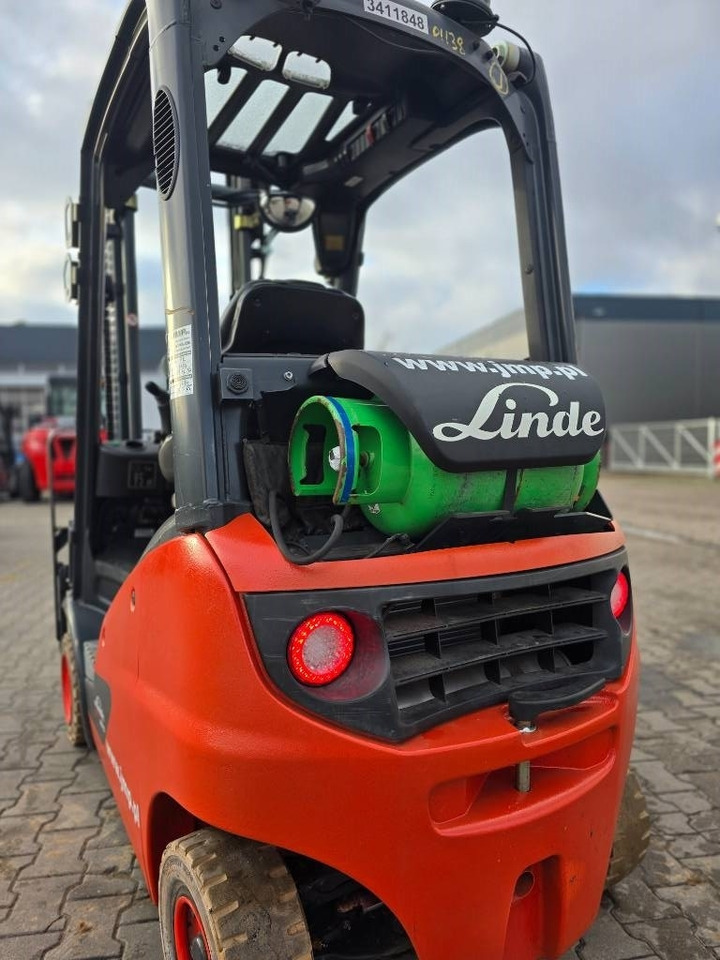LPG forklift Linde H 16 T - 01: picture 10