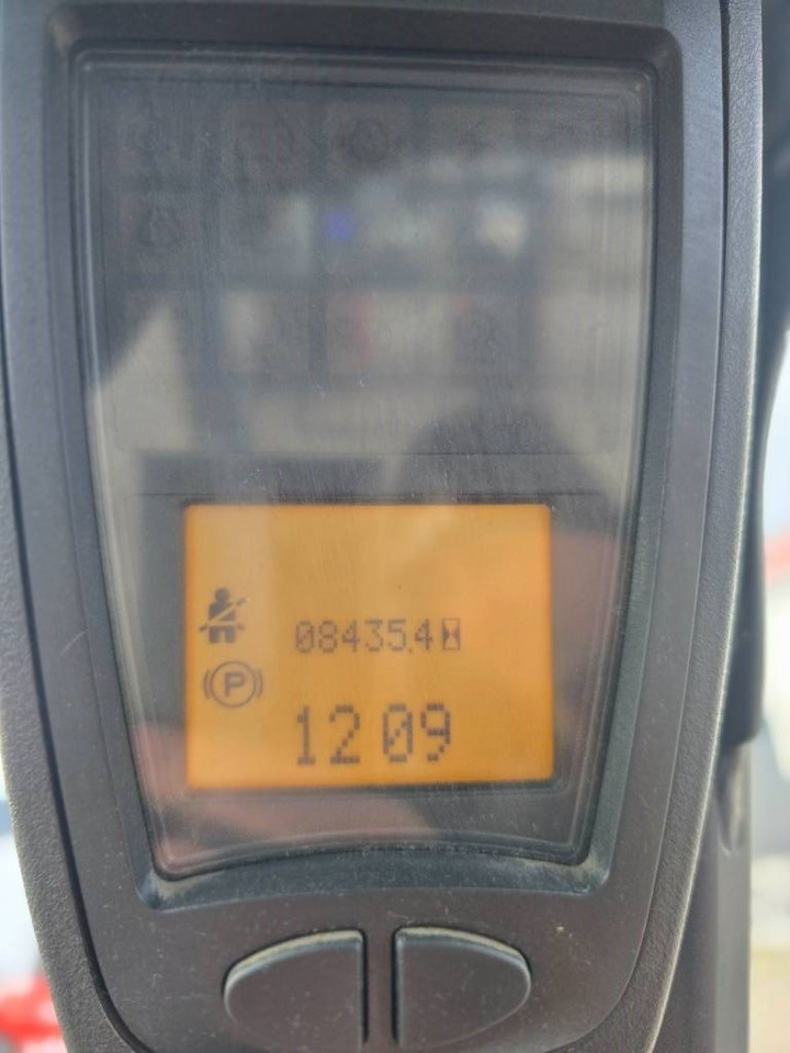 LPG forklift Linde H 16 T - 01: picture 7