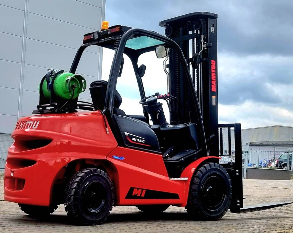Leasing of Manitou MI 35 G TRIPLEX 4700mm  Manitou MI 35 G TRIPLEX 4700mm: picture 11