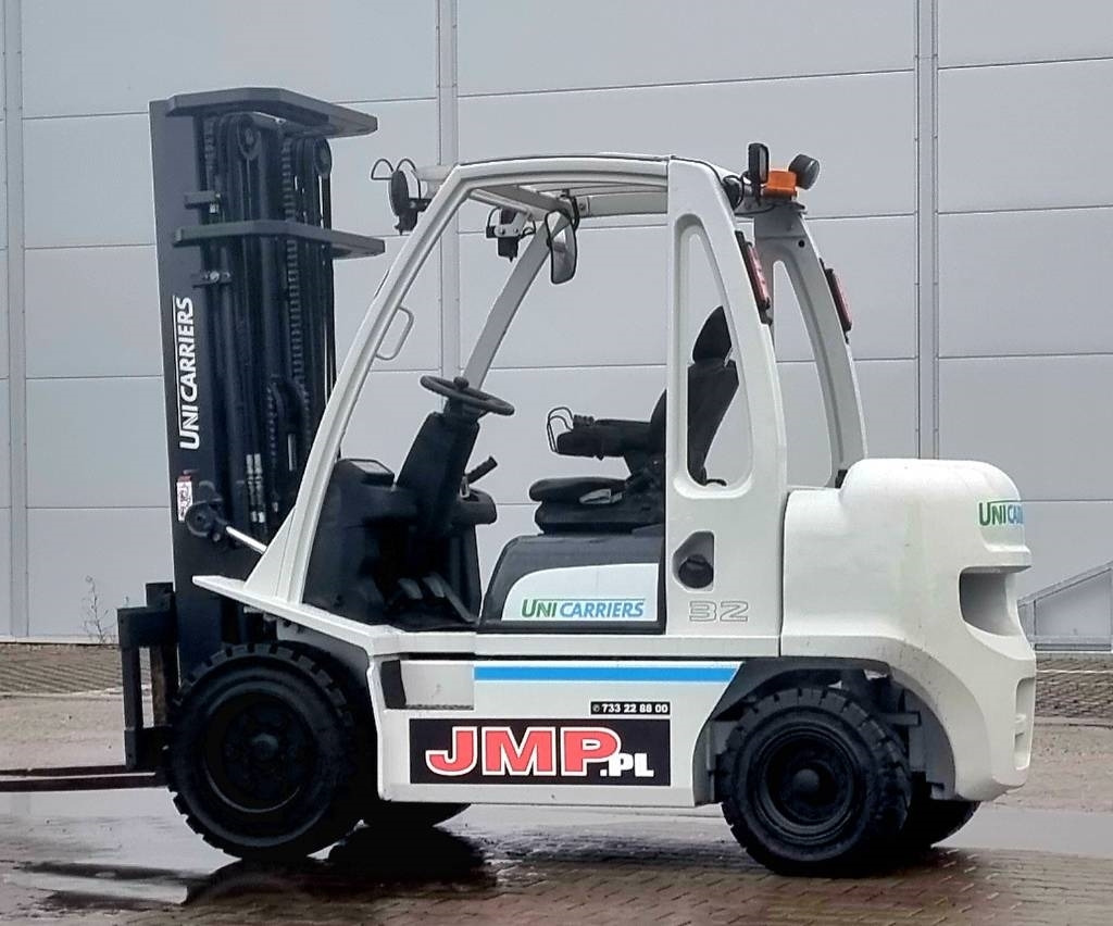 UniCarriers YG 1 D2 A32 Q  - Diesel forklift: picture 2 UniCarriers YG 1 D2 A32 Q  - Diesel forklift: picture 2