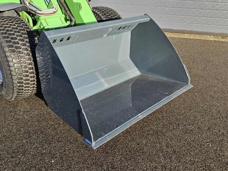 Avant Grondbak 1050 - Attachment for Agricultural machinery: picture 1 Avant Grondbak 1050 - Attachment for Agricultural machinery: picture 1