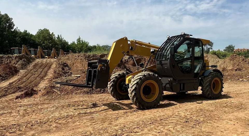 NEW MAXUS Telehandler Warranty НОВИЙ MAXUS Телескопічний навантажувач Гарантія NOWY MAXUS ładowarka teleskopowa widłowy Gwarancja - Telescopic handler: picture 5 NEW MAXUS Telehandler Warranty НОВИЙ MAXUS Телескопічний навантажувач Гарантія NOWY MAXUS ładowarka teleskopowa widłowy Gwarancja - Telescopic handler: picture 5