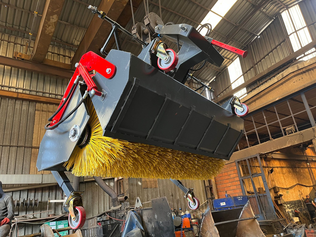 Bobcat - Broom for Utility/ Special vehicle: picture 3 Bobcat - Broom for Utility/ Special vehicle: picture 3