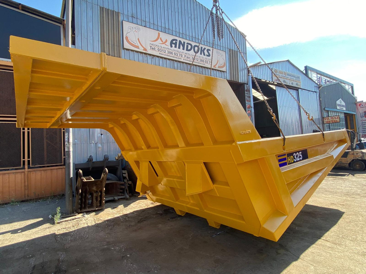 Dump truck - Dumper: picture 2 Dump truck - Dumper: picture 2