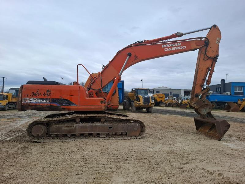 Doosan Solar 255LC-V - Crawler excavator: picture 4 Doosan Solar 255LC-V - Crawler excavator: picture 4