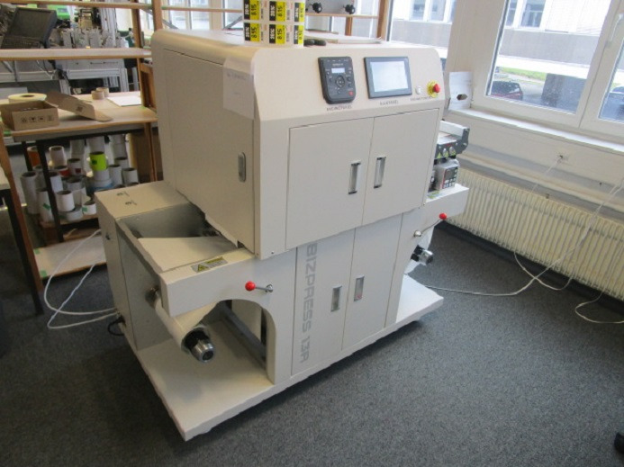 DIGITAL ETIKETTENDRUCKMASCHINE VP320C BIZPRESS 13R - Printing machinery: picture 3 DIGITAL ETIKETTENDRUCKMASCHINE VP320C BIZPRESS 13R - Printing machinery: picture 3