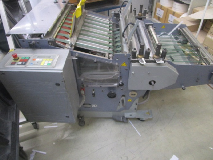 Folding machine VERTIKALE PRESSAUSLAGE HB VSA – 66 / M D: picture 1