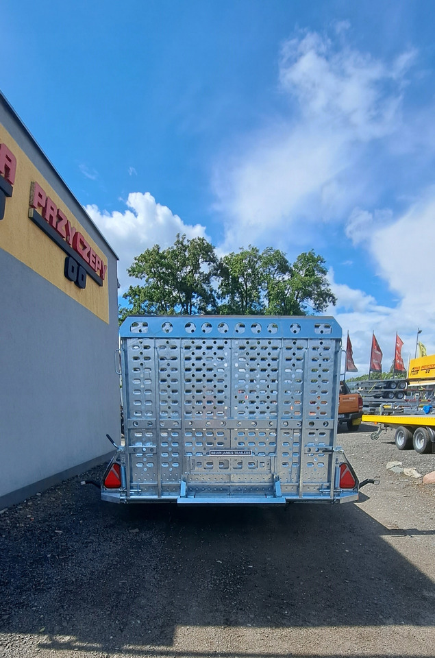 PRZYCZEPA Z RAMPĄ POD KOPARKĘ DO MINIKOPARKI 3500 / TRAILER WITH RAMPS FOR EXCAVATOR MINI EXCAVATOR 3500 - Plant trailer: picture 3 PRZYCZEPA Z RAMPĄ POD KOPARKĘ DO MINIKOPARKI 3500 / TRAILER WITH RAMPS FOR EXCAVATOR MINI EXCAVATOR 3500 - Plant trailer: picture 3