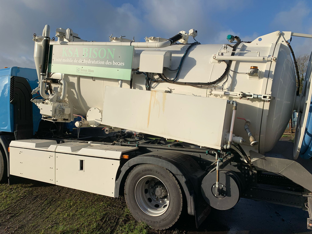 Renault VacuDrain 1703 - Vacuum truck: picture 5 Renault VacuDrain 1703 - Vacuum truck: picture 5