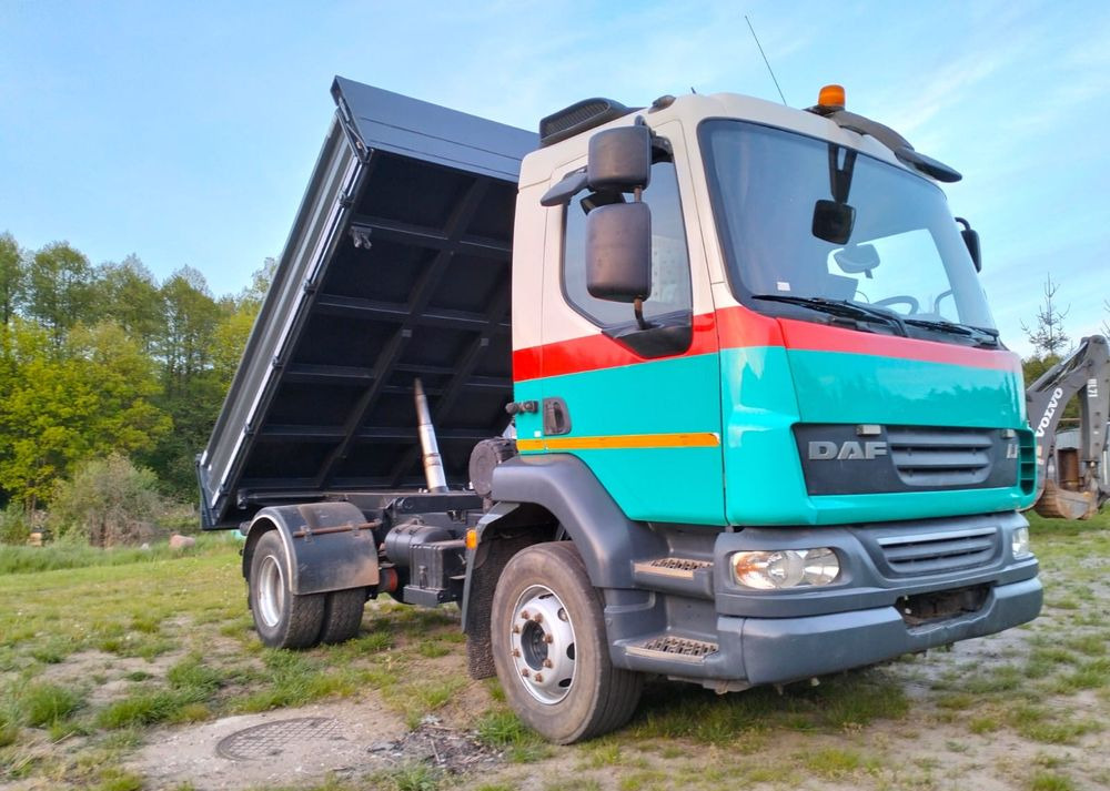 DAF LF 55.220 - Tipper: picture 2 DAF LF 55.220 - Tipper: picture 2