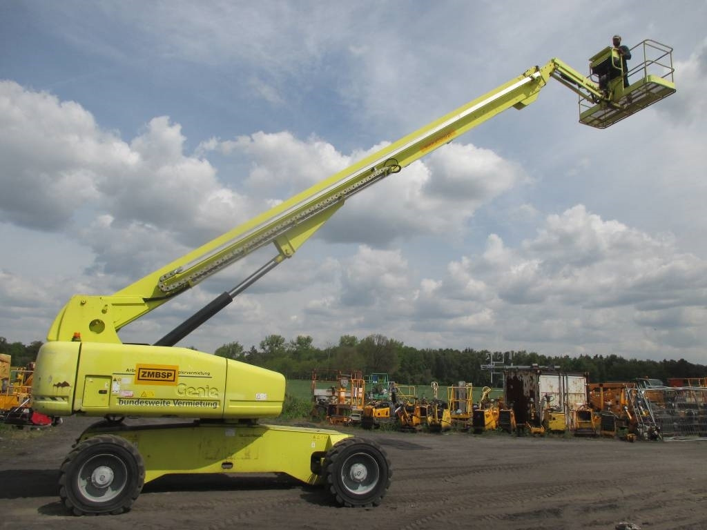 Genie S 105 - Telescopic boom: picture 1 Genie S 105 - Telescopic boom: picture 1