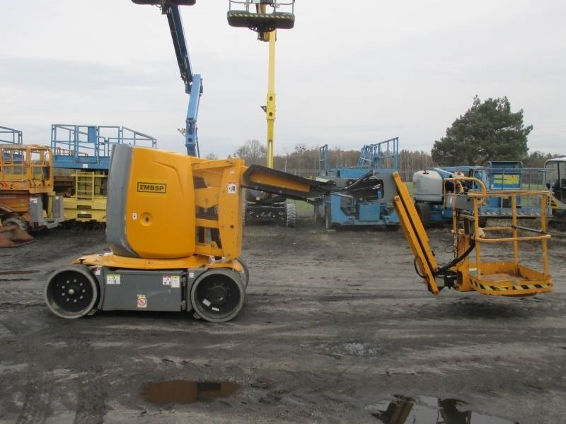Haulotte HA 12 CJ - Articulated boom: picture 2 Haulotte HA 12 CJ - Articulated boom: picture 2