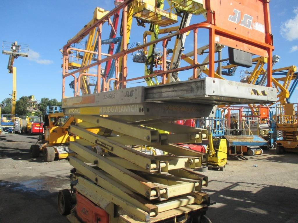 JLG 3246 ES - Scissor lift: picture 4 JLG 3246 ES - Scissor lift: picture 4
