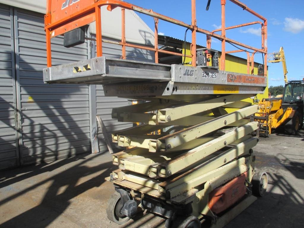 JLG 3246 ES - Scissor lift: picture 2 JLG 3246 ES - Scissor lift: picture 2