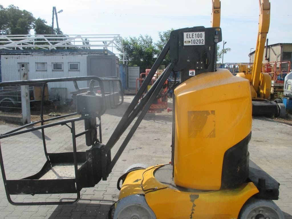 Manitou 100 VJR - Vertical mast lift: picture 5 Manitou 100 VJR - Vertical mast lift: picture 5