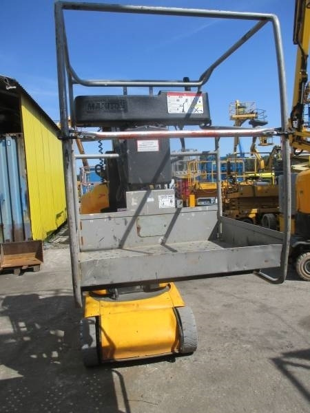 Manitou 100 VJR - Vertical mast lift: picture 3 Manitou 100 VJR - Vertical mast lift: picture 3