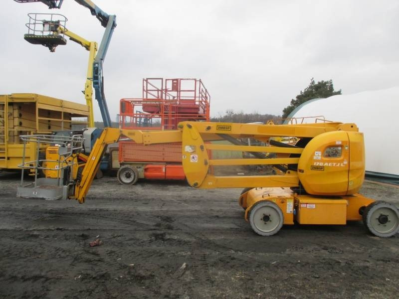 Manitou 170AETJ - Articulated boom: picture 2 Manitou 170AETJ - Articulated boom: picture 2