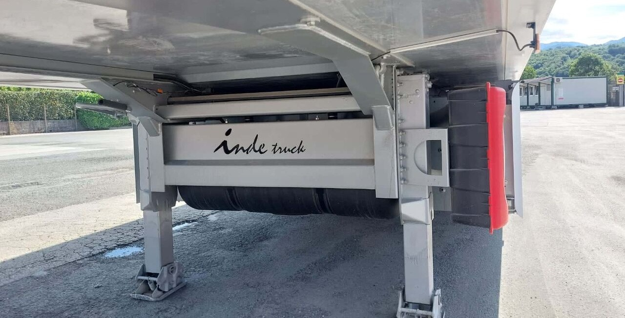 Indetruck Semirimorchio frigo - Refrigerator semi-trailer: picture 2 Indetruck Semirimorchio frigo - Refrigerator semi-trailer: picture 2