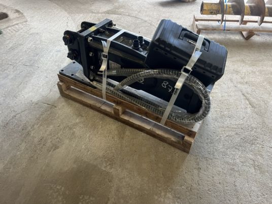 BRH neuf pour minipelle de 1T à 3T5 - Hydraulic hammer: picture 5 BRH neuf pour minipelle de 1T à 3T5 - Hydraulic hammer: picture 5