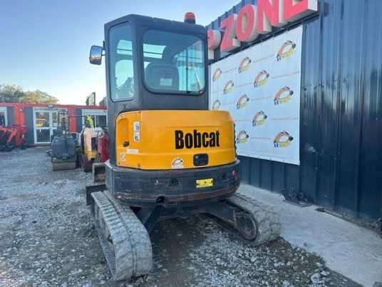 Bobcat E35 à 23 500 € HT - Mini excavator: picture 4 Bobcat E35 à 23 500 € HT - Mini excavator: picture 4