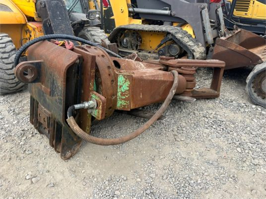 Croc béton montabert pelle 20T à 30T - Demolition shears: picture 5 Croc béton montabert pelle 20T à 30T - Demolition shears: picture 5