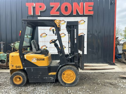 Doosan G25E à 10500 € HT - LPG forklift: picture 3 Doosan G25E à 10500 € HT - LPG forklift: picture 3