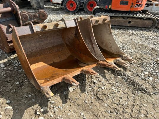 Godet Mecalac pour pelle - Bucket: picture 2 Godet Mecalac pour pelle - Bucket: picture 2