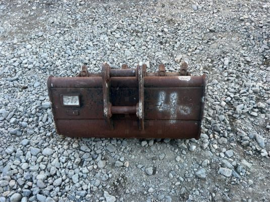 Bucket Godet de terrassement - axe 40 mm - 650€ NET: picture 7