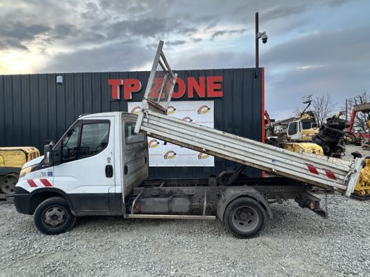 Tipper van Iveco 35-130 Benne: picture 6