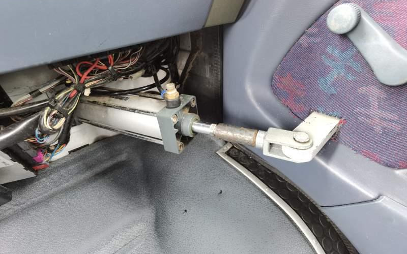 Suburban bus Mercedes-Benz Vario 814D 38+7: picture 17 Suburban bus Mercedes-Benz Vario 814D 38+7: picture 17