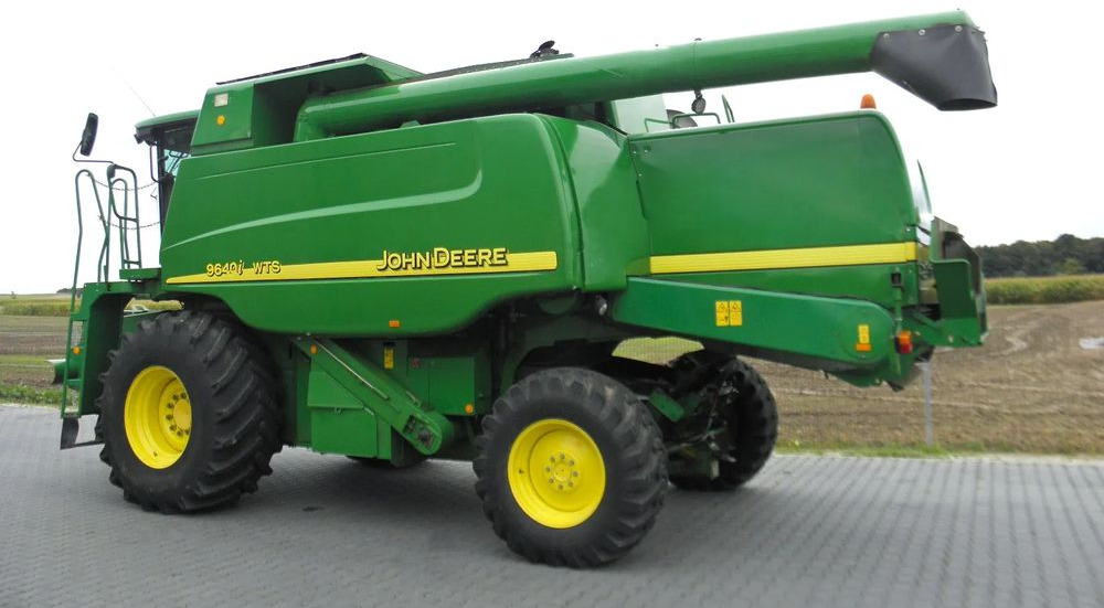 John Deere WTS 9640i 2006 Rok , Nowsza Wersja, heder,6,7m, Greenstar, Nie Malowany, Stan Bardzo Dobry - Combine harvester: picture 5 John Deere WTS 9640i 2006 Rok , Nowsza Wersja, heder,6,7m, Greenstar, Nie Malowany, Stan Bardzo Dobry - Combine harvester: picture 5