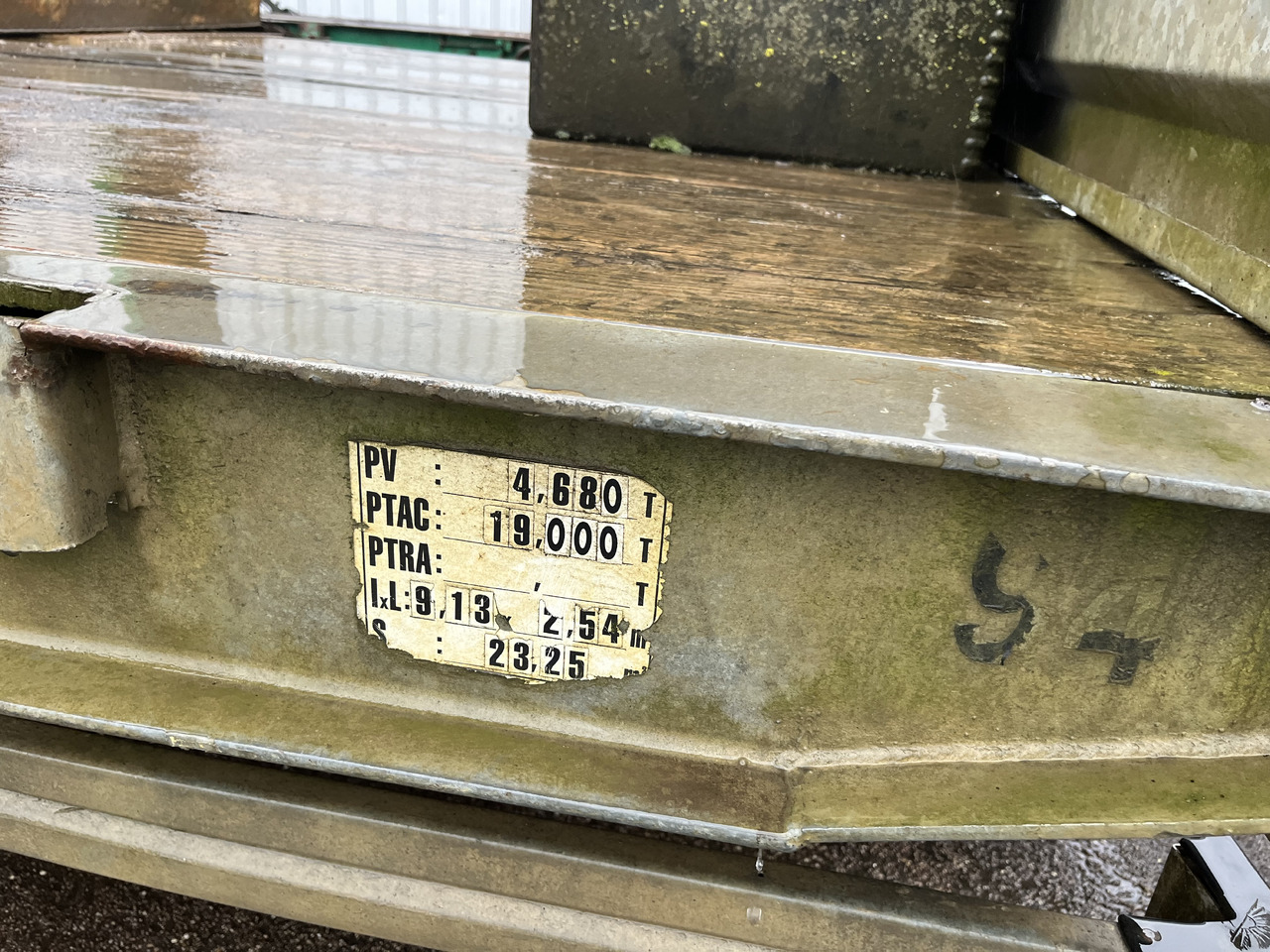 ECIM - Plant trailer: picture 3 ECIM - Plant trailer: picture 3