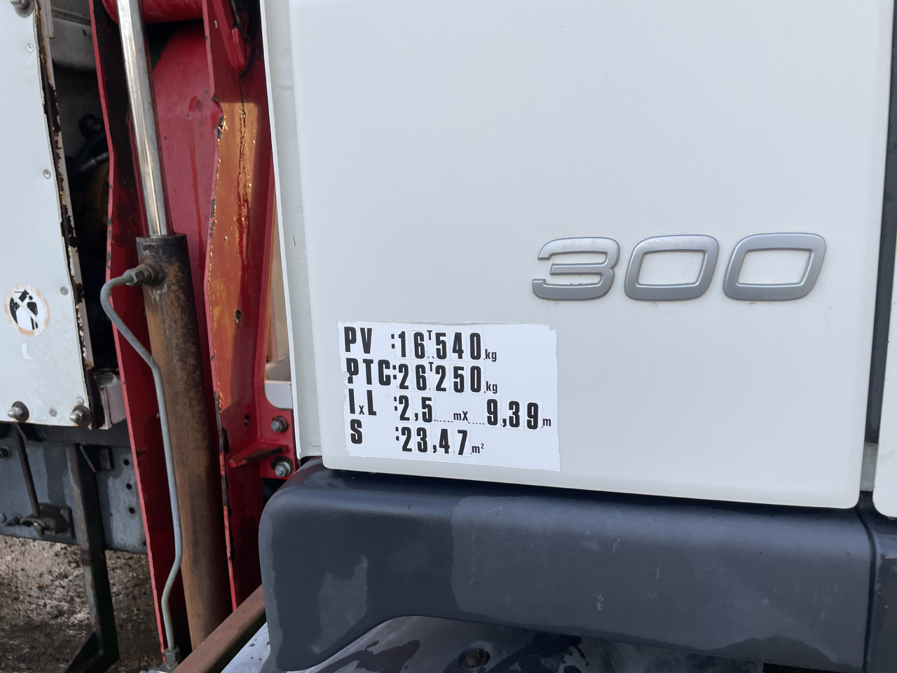 Volvo Fm9 300 - Garbage truck: picture 4 Volvo Fm9 300 - Garbage truck: picture 4