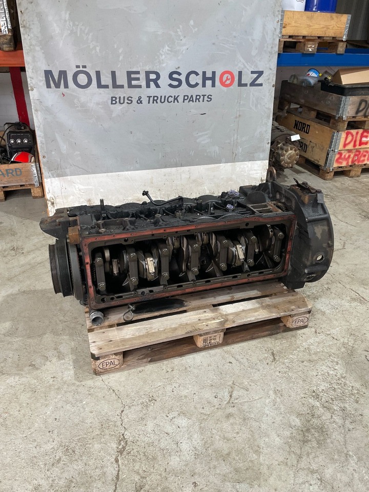 MAN Motor MAN Lions City D2066 LUH 52 Euro 6 Block D 2066 Motorblock Kurbelwelle - Engine and parts for Bus: picture 1 MAN Motor MAN Lions City D2066 LUH 52 Euro 6 Block D 2066 Motorblock Kurbelwelle - Engine and parts for Bus: picture 1
