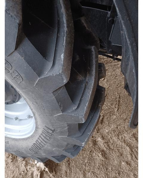 CASE-IH MAXXUM 150 - Farm tractor: picture 5 CASE-IH MAXXUM 150 - Farm tractor: picture 5