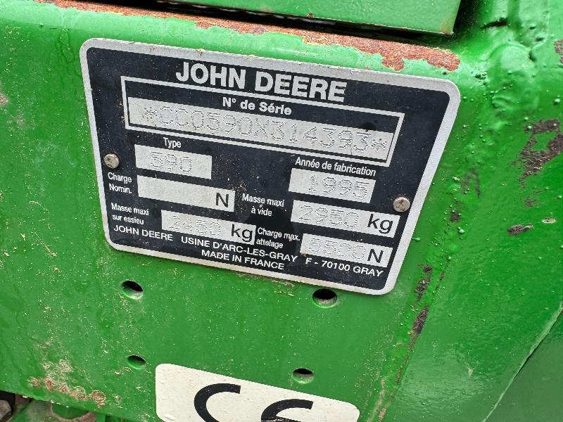 JOHN DEERE 590 - Round baler: picture 4 JOHN DEERE 590 - Round baler: picture 4