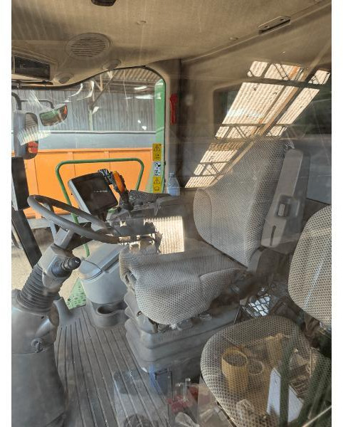 JOHN DEERE T660 - Combine harvester: picture 4 JOHN DEERE T660 - Combine harvester: picture 4