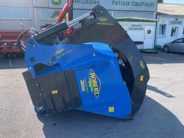 Forage mixer wagon ROBERT - ROBIN BMV33: picture 7 Forage mixer wagon ROBERT - ROBIN BMV33: picture 7