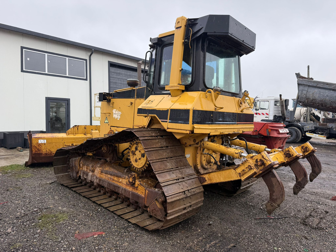BULLDOZER CATERPILLAR D5 - Bulldozer: picture 4 BULLDOZER CATERPILLAR D5 - Bulldozer: picture 4