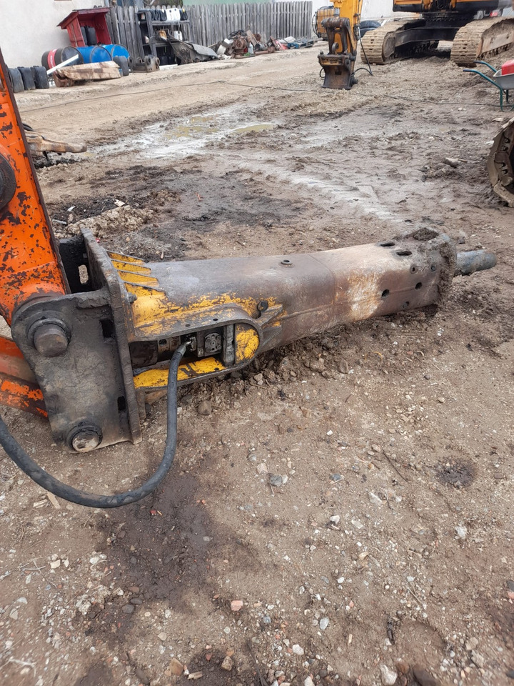 Dainong DM 60 Picon - Hydraulic hammer: picture 2 Dainong DM 60 Picon - Hydraulic hammer: picture 2