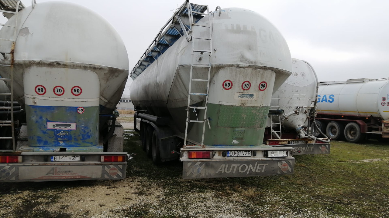 FELDBINDER Tank/Silo 57,000 l 4 Compartments for Powders/Feed/Water//Liquid Fertilizer/etc. - Silo semi-trailer: picture 2 FELDBINDER Tank/Silo 57,000 l 4 Compartments for Powders/Feed/Water//Liquid Fertilizer/etc. - Silo semi-trailer: picture 2