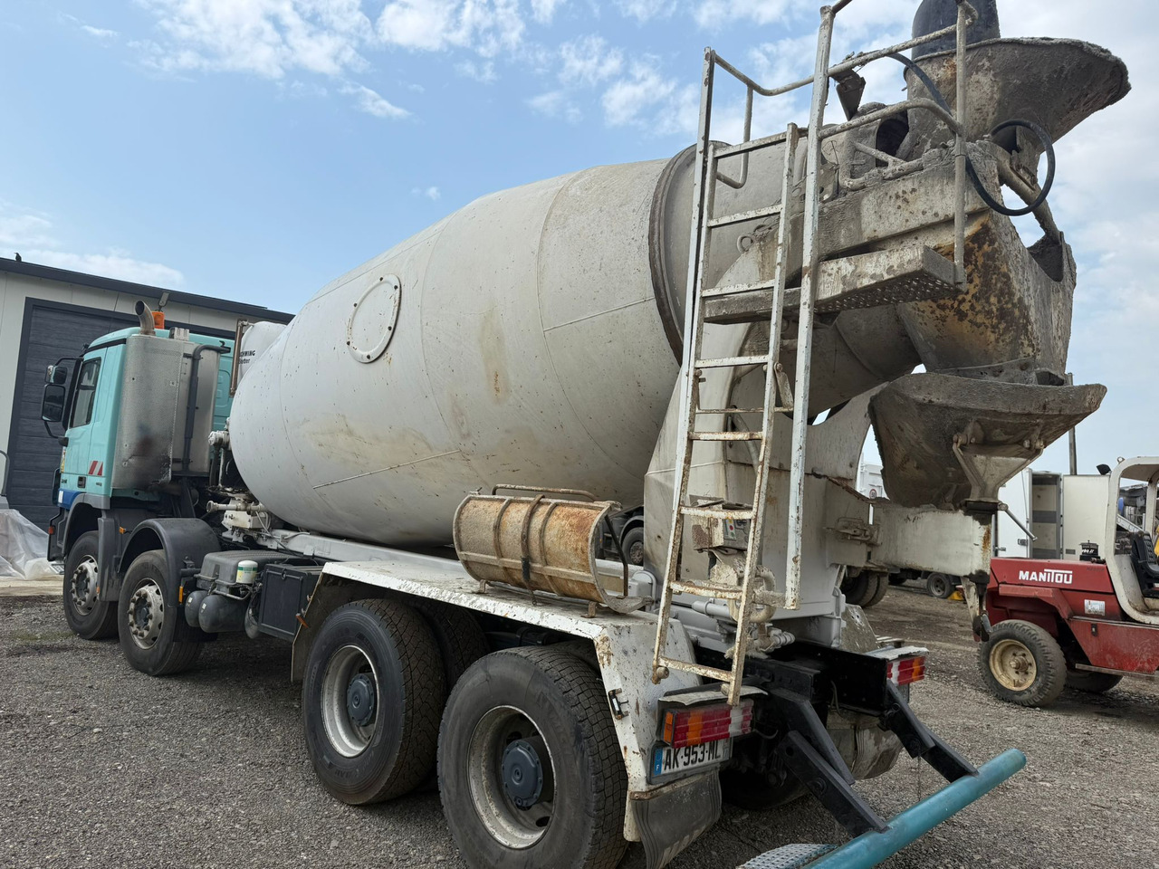 MERCEDES BENZ 3241 CONCRETE MIXER - Concrete mixer truck: picture 4 MERCEDES BENZ 3241 CONCRETE MIXER - Concrete mixer truck: picture 4