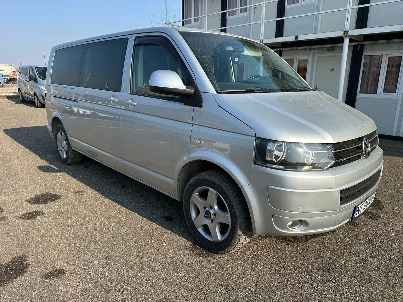VOLKSWAGEN MULTIVAN - Minibus, Passenger van: picture 2 VOLKSWAGEN MULTIVAN - Minibus, Passenger van: picture 2
