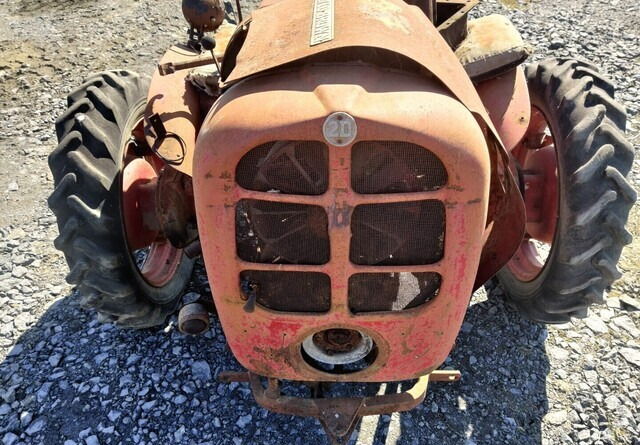 Farm tractor David Brown 2D TRAKTORI - HARVINAISUUS: picture 17