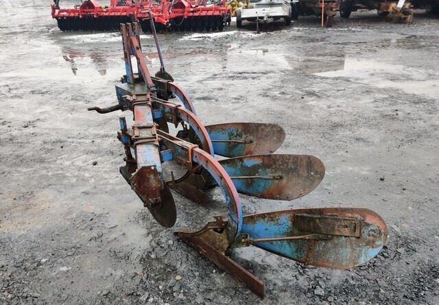 Fiskars Sarka-aura 3-siipinen - Plow: picture 3 Fiskars Sarka-aura 3-siipinen - Plow: picture 3